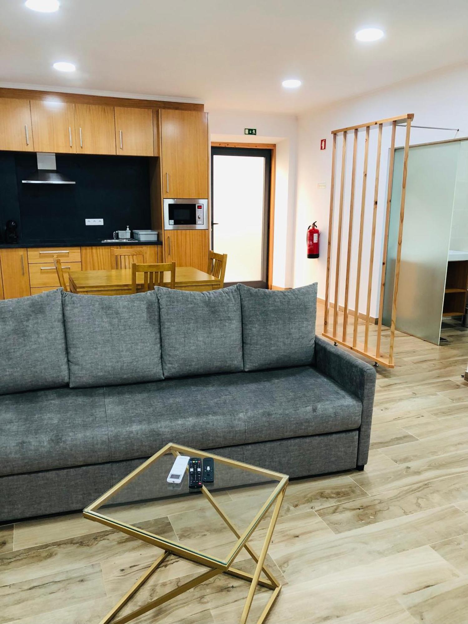 Amu- Apartamentos Misterios Da Urzelina Экстерьер фото