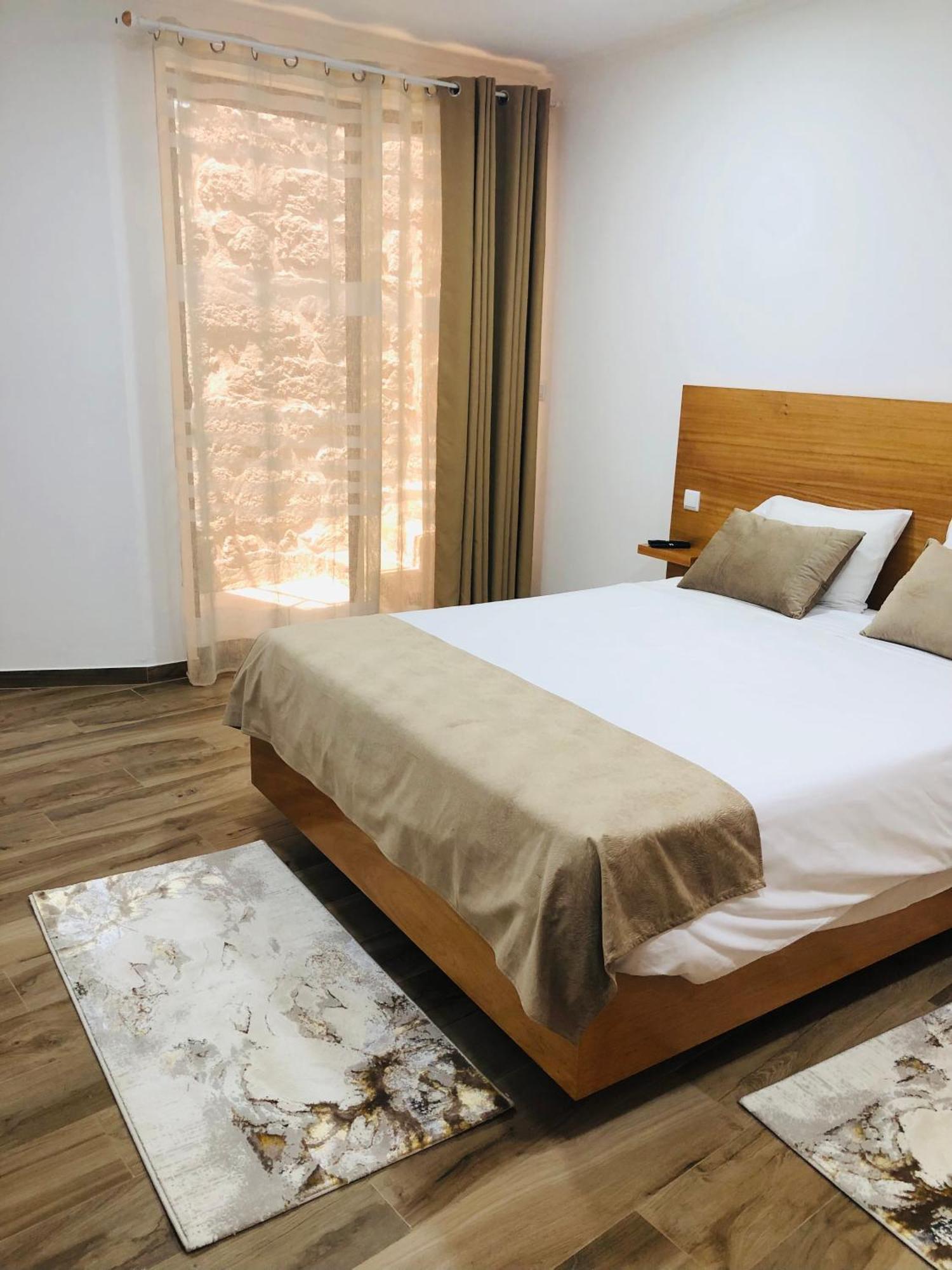 Amu- Apartamentos Misterios Da Urzelina Экстерьер фото